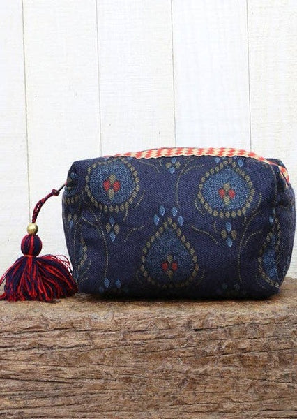 Paisley Ikat Origami Makeup Bag: One Size / Blue Combo