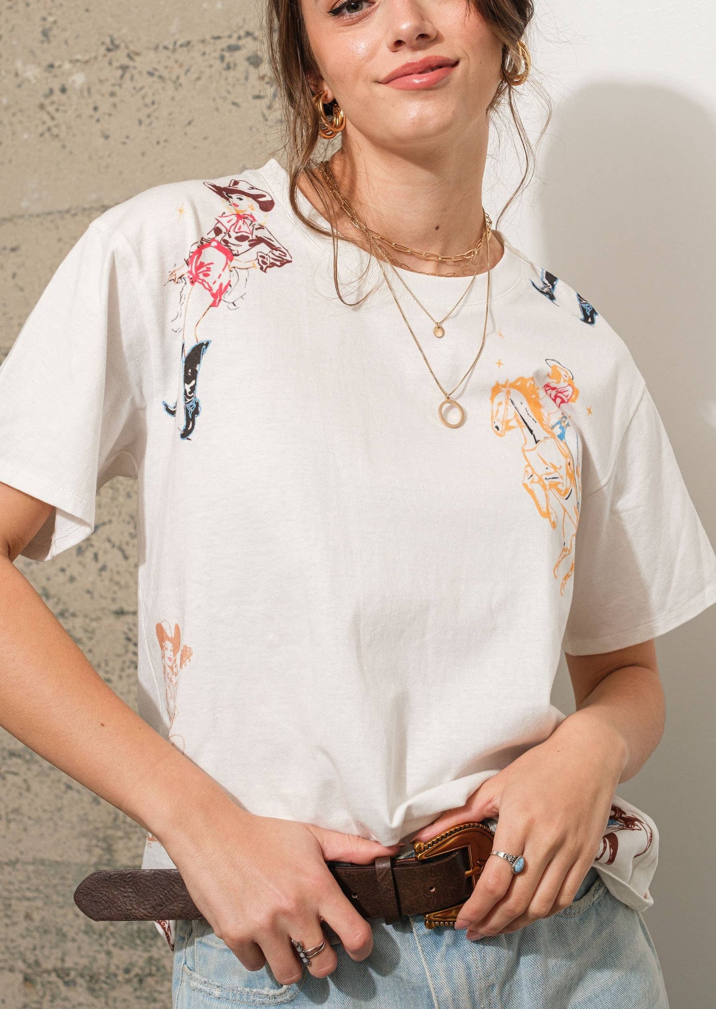 Vintage Vibes Western Motif Graphic T-Shirt